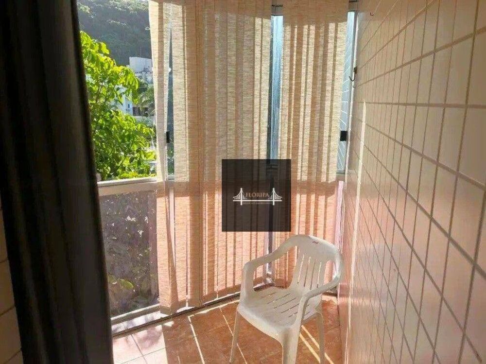 Apartamento à venda com 3 quartos, 108m² - Foto 3