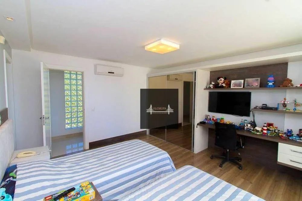 Casa, 6 quartos, 1097 m² - Foto 11