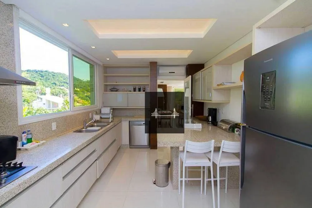 Casa, 6 quartos, 1097 m² - Foto 8