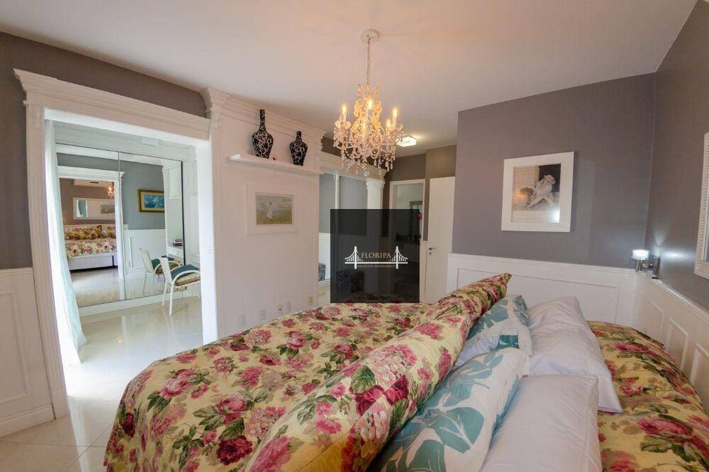 Cobertura, 3 quartos, 226 m² - Foto 3