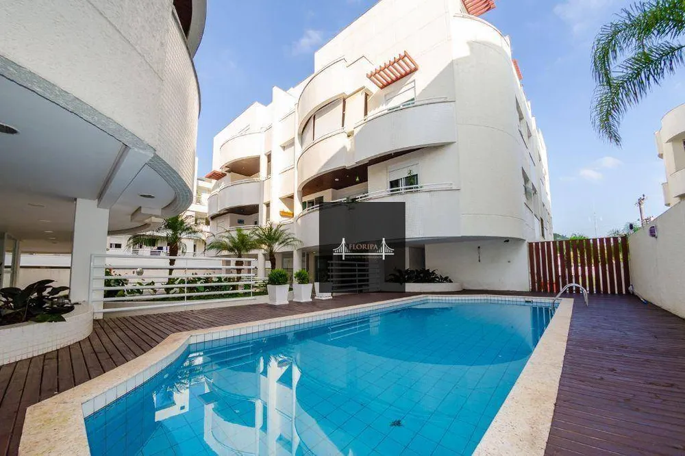 Cobertura, 3 quartos, 226 m² - Foto 14