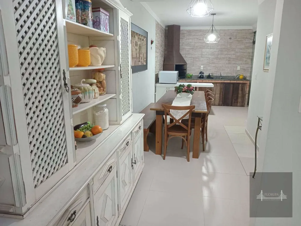 Casa, 3 quartos, 204 m² - Foto 7