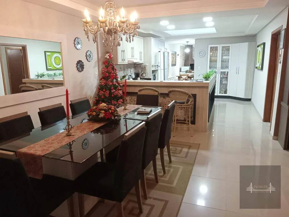 Casa, 3 quartos, 204 m² - Foto 5