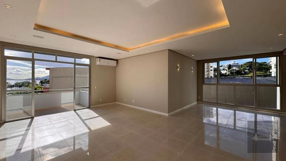 Apartamento, 3 quartos, 158 m² - Foto 2
