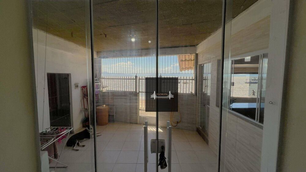 Casa à venda com 7 quartos, 235m² - Foto 8