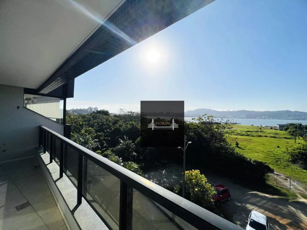 Apartamento, 3 quartos, 138 m² - Foto 1