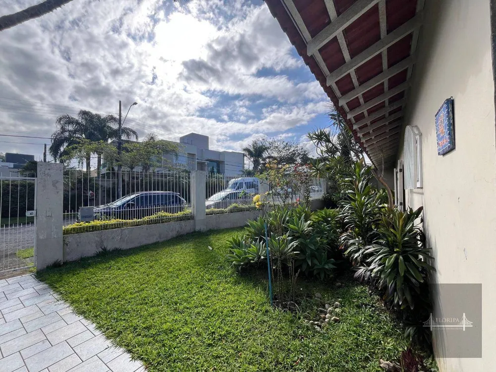 Casa, 3 quartos, 240 m² - Foto 16
