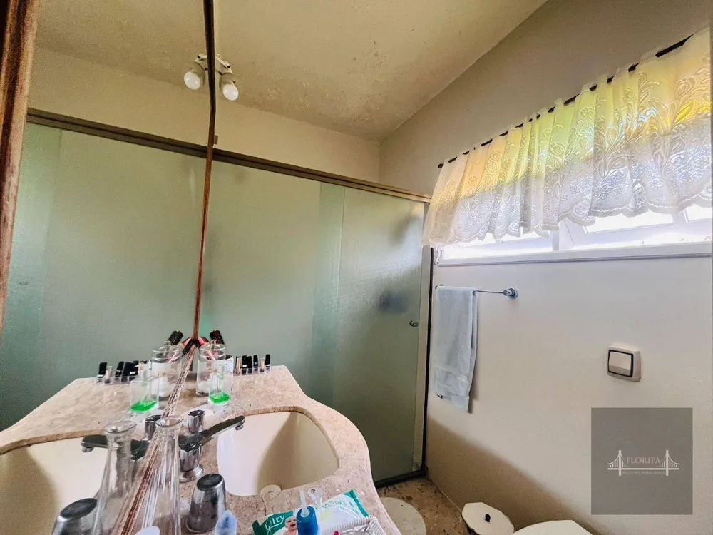 Casa, 3 quartos, 240 m² - Foto 15