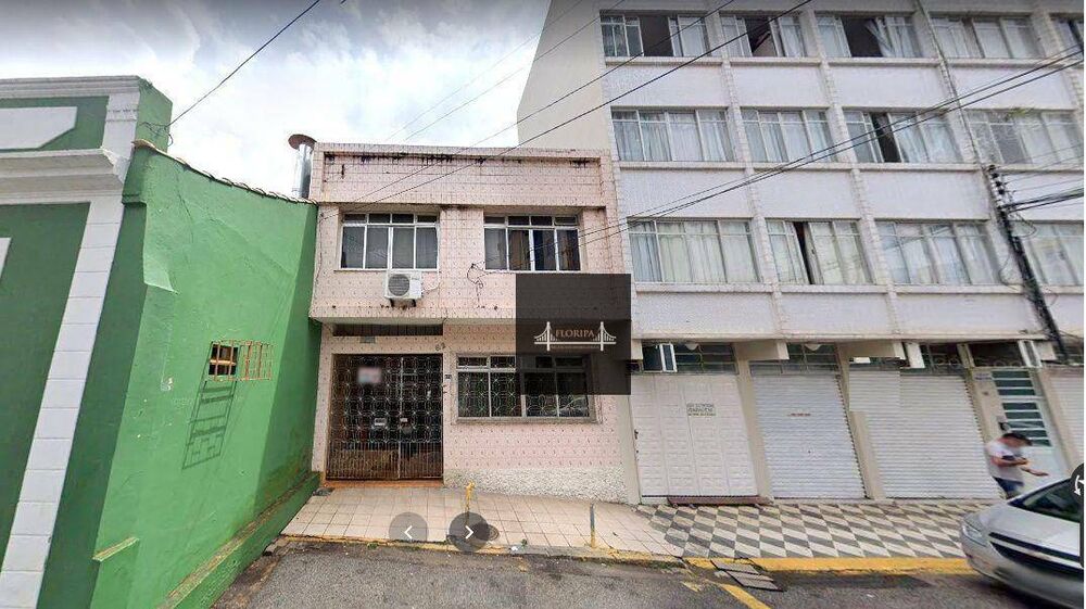 Casa à venda com 7 quartos, 170m² - Foto 2
