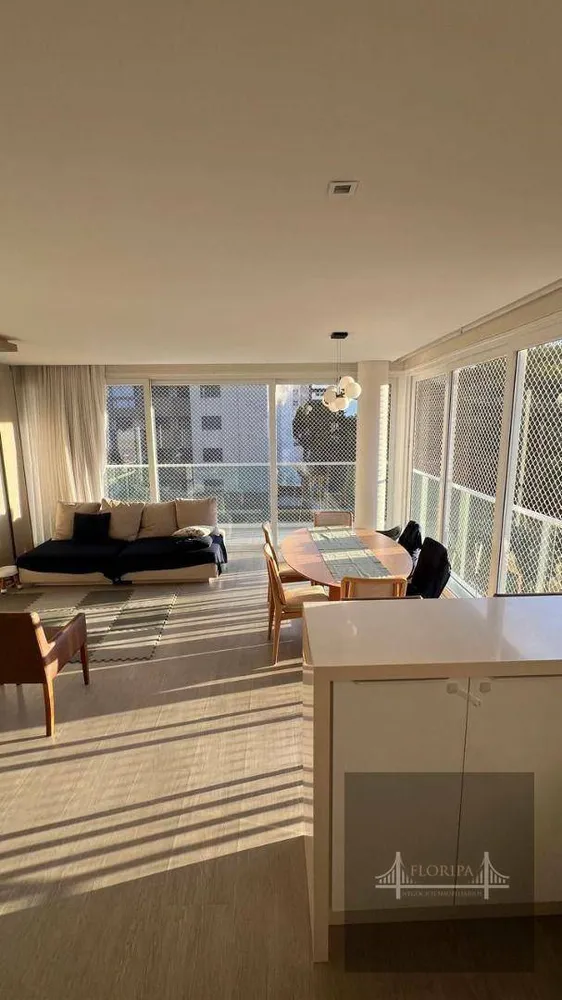 Apartamento, 3 quartos, 140 m² - Foto 3