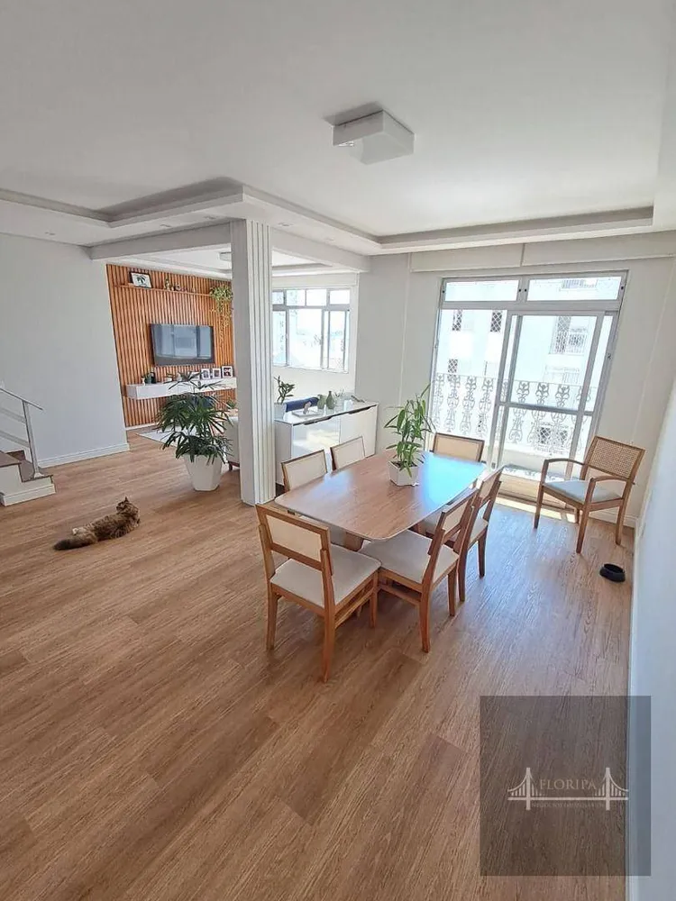 Cobertura, 3 quartos, 231 m² - Foto 6