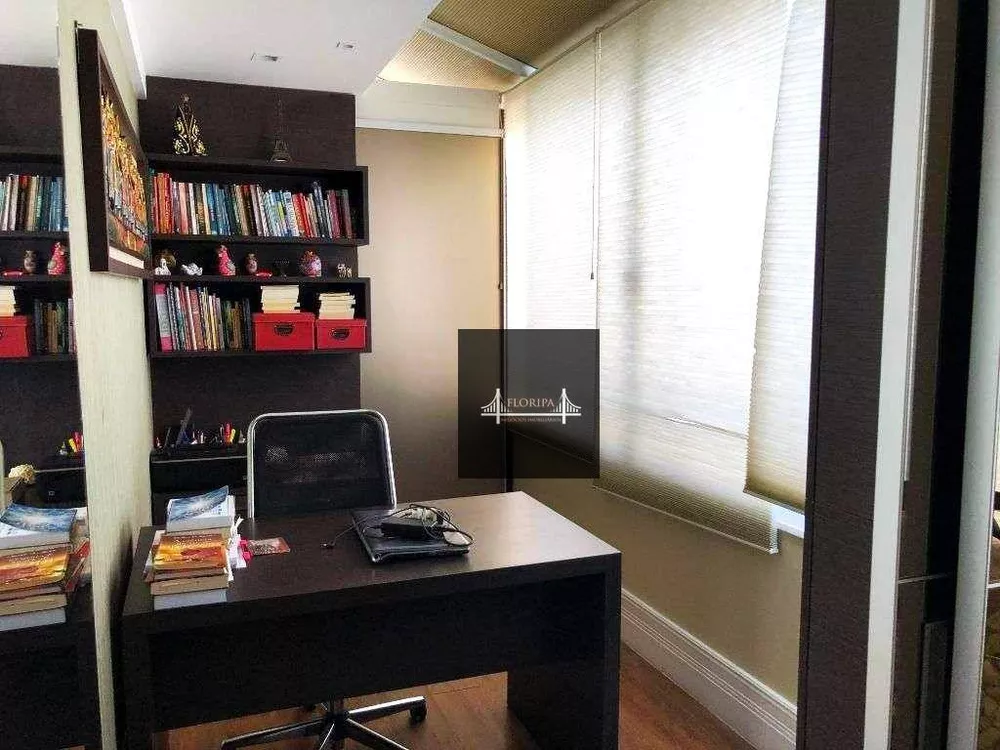 Cobertura, 3 quartos, 224 m² - Foto 13