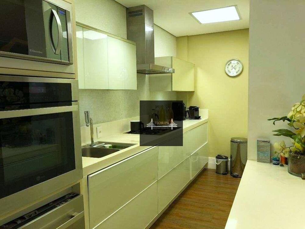 Cobertura, 3 quartos, 224 m² - Foto 11