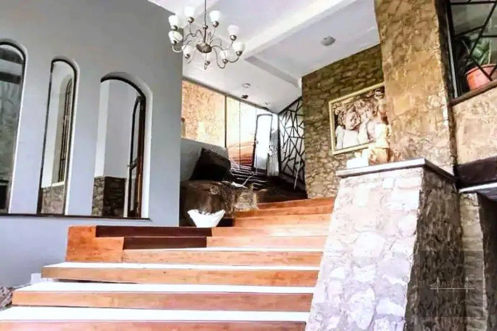 Casa, 6 quartos, 1400 m² - Foto 5