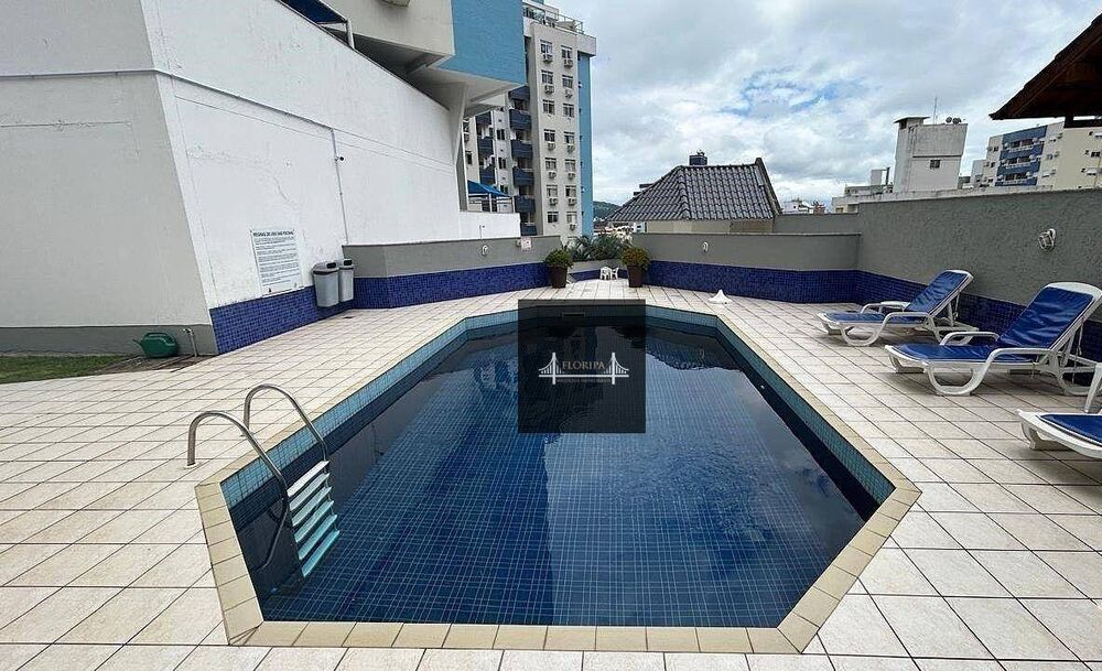 Apartamento à venda com 2 quartos, 78m² - Foto 18