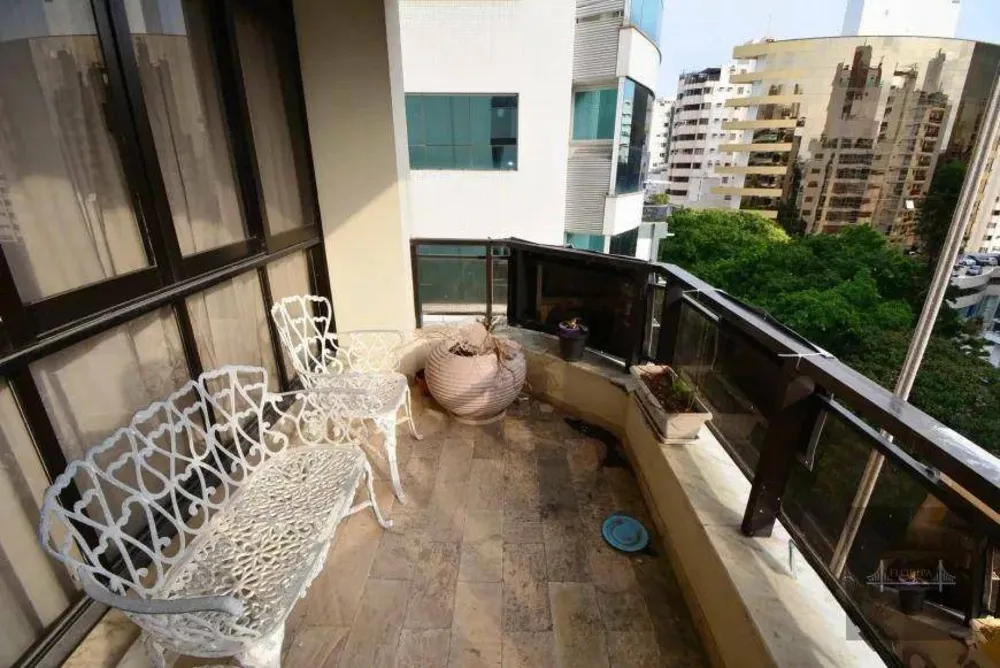 Apartamento, 4 quartos, 220 m² - Foto 2