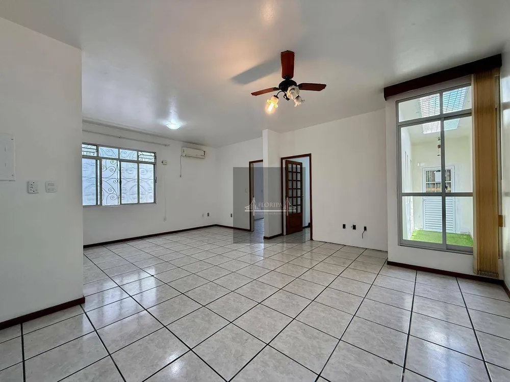 Casa, 4 quartos, 125 m² - Foto 1