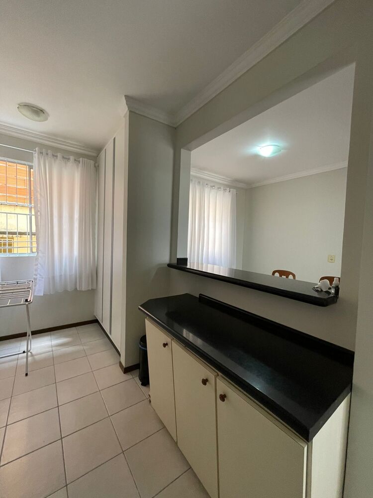 Apartamento à venda com 2 quartos, 66m² - Foto 5