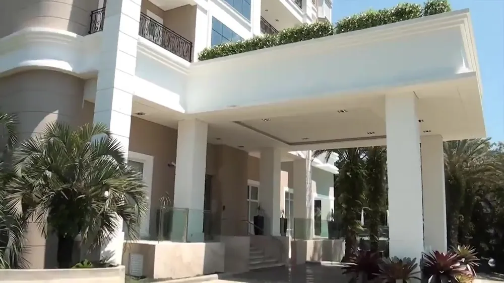 Apartamento, 3 quartos, 308 m² - Foto 2