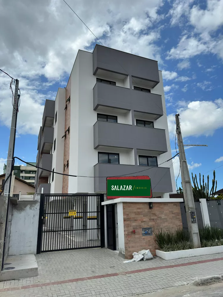 Apartamento à venda com 2 quartos, 85m² - Foto 3