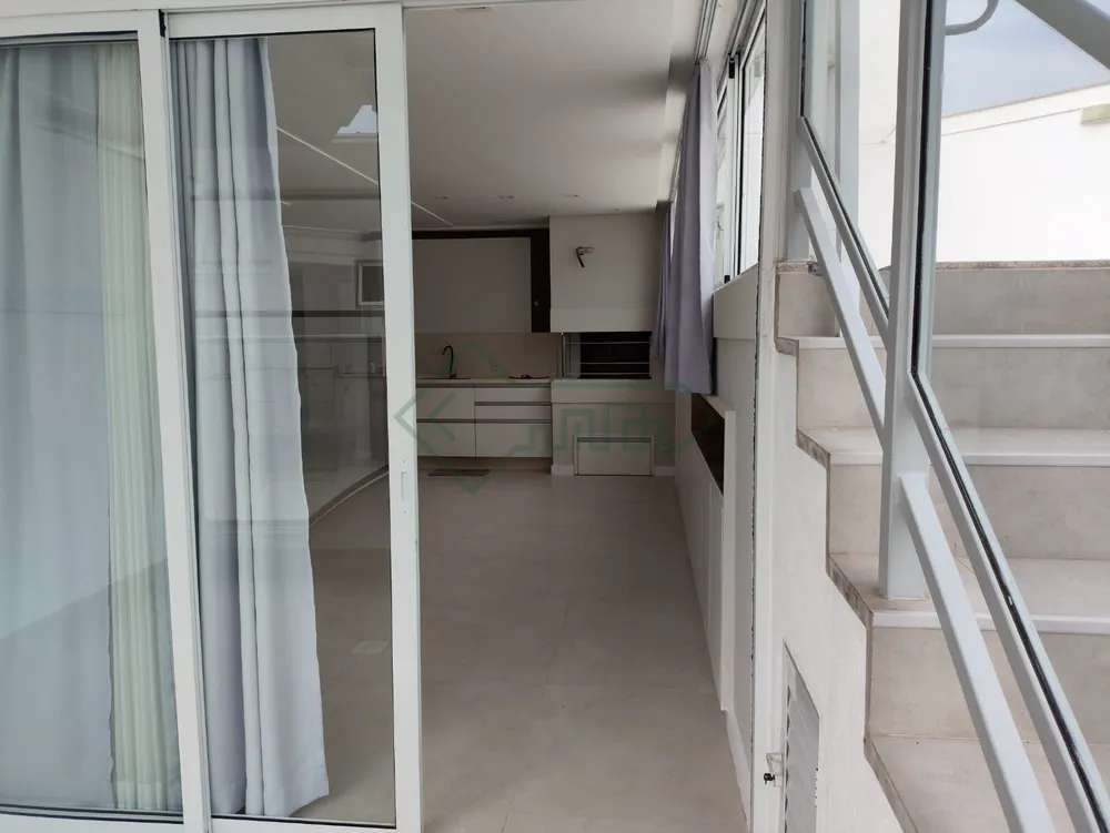 Cobertura, 3 quartos, 226 m² - Foto 10