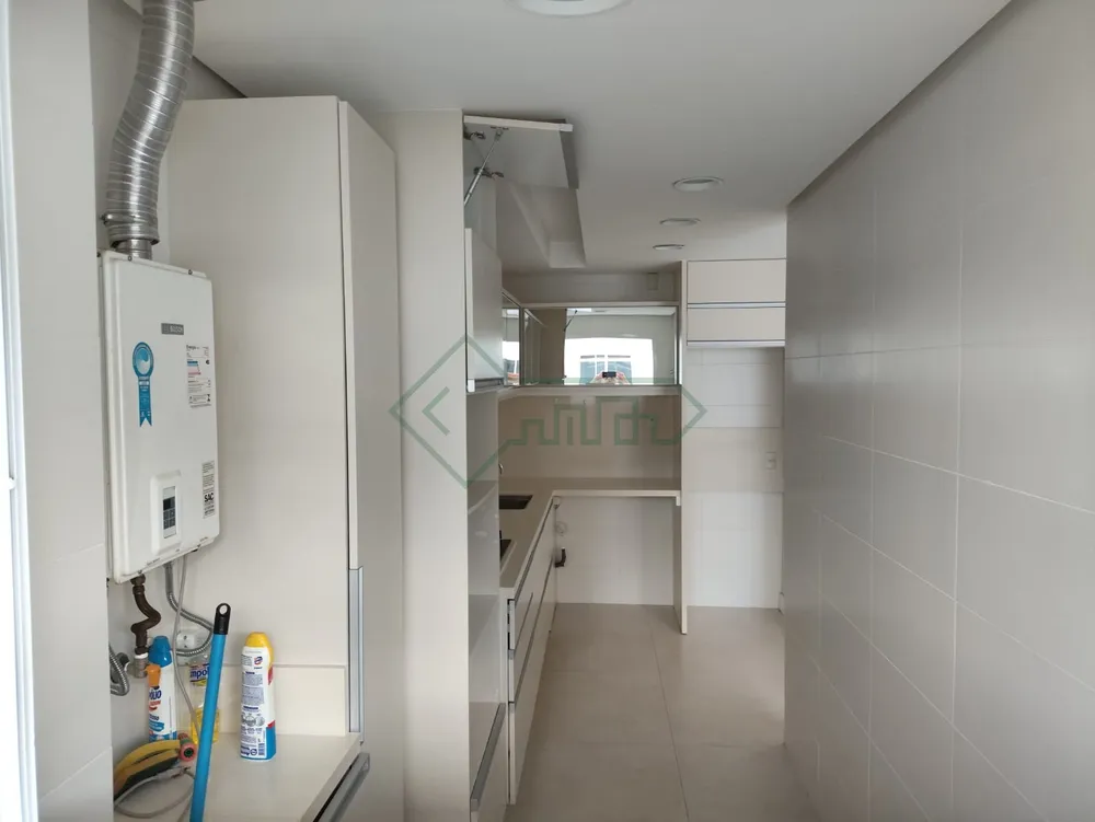 Cobertura, 3 quartos, 226 m² - Foto 8