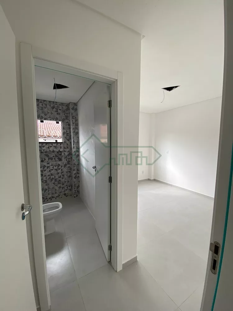 Apartamento à venda com 2 quartos, 90m² - Foto 2