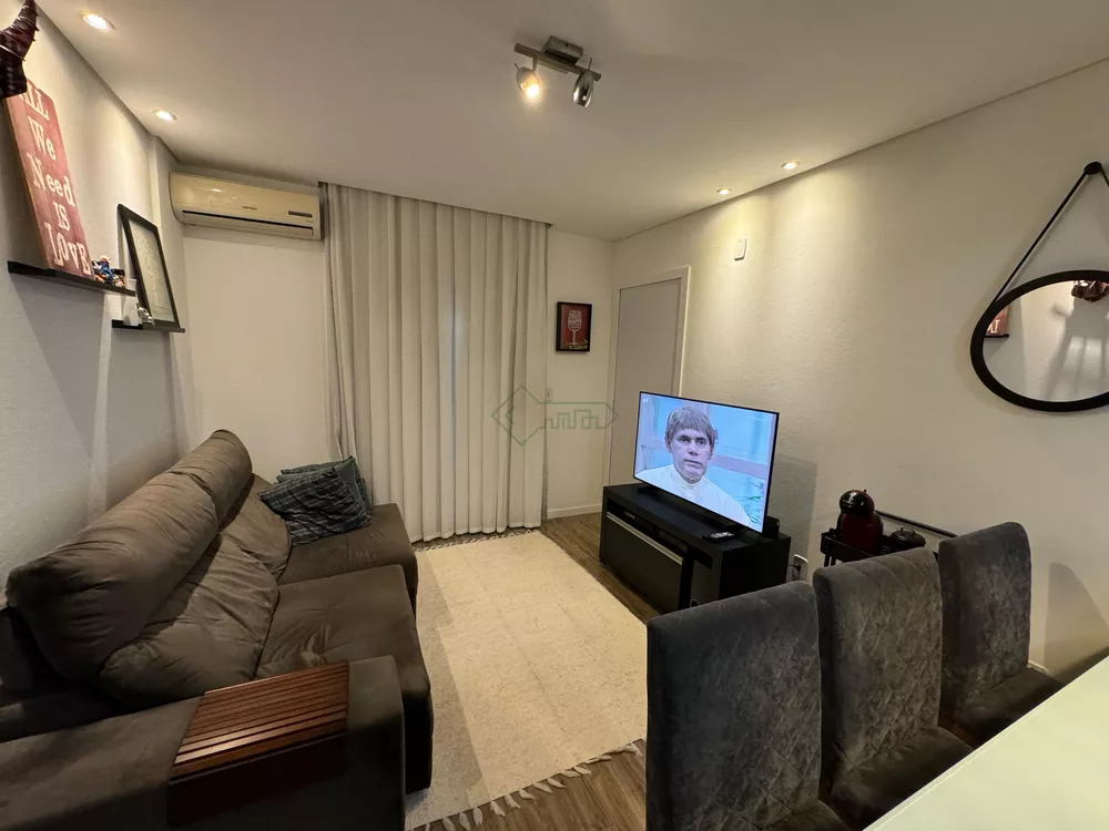 Apartamento à venda com 2 quartos, 58m² - Foto 4