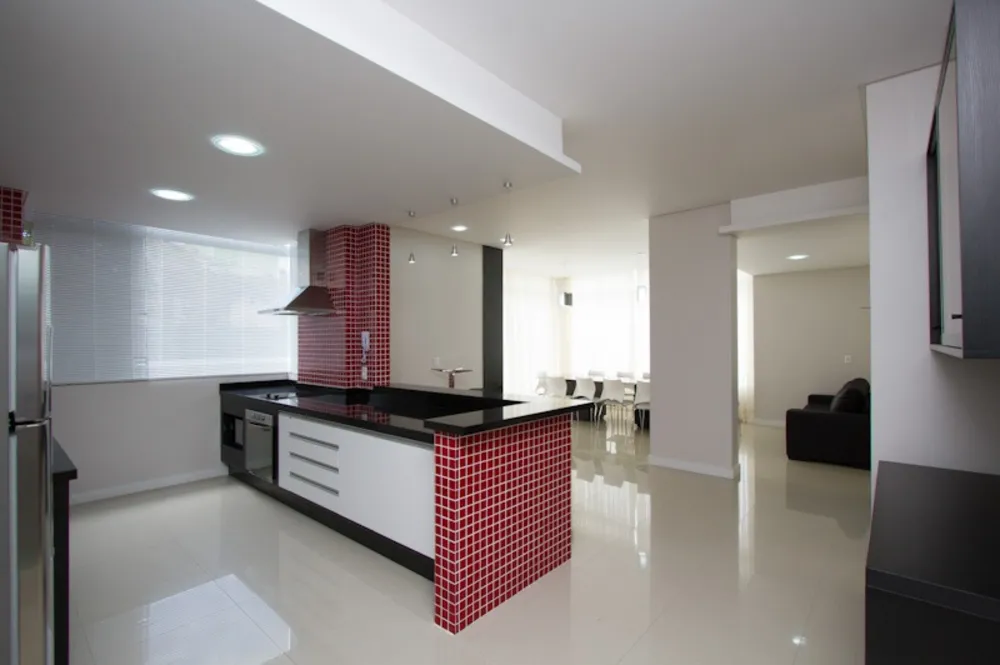 Apartamento, 3 quartos, 197 m² - Foto 2