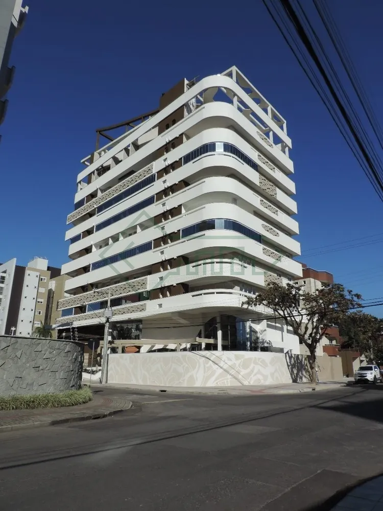 Apartamento, 3 quartos, 194 m² - Foto 2