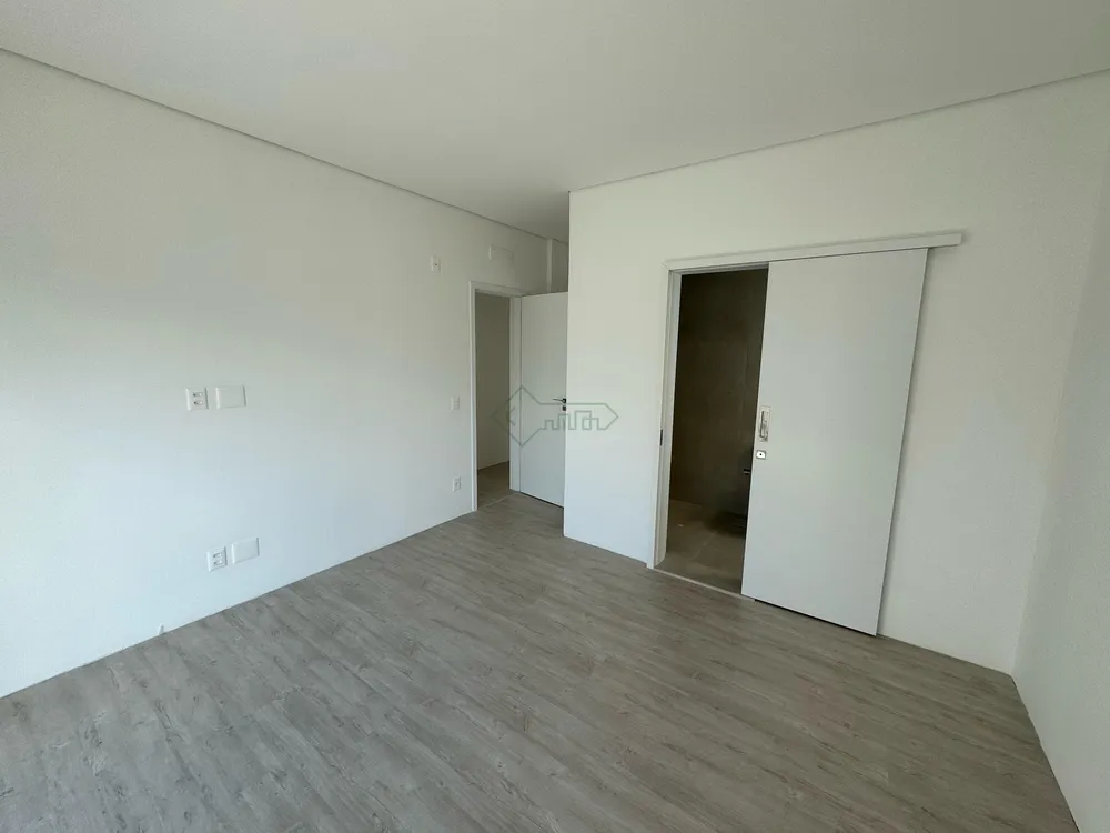Cobertura, 3 quartos, 322 m² - Foto 4