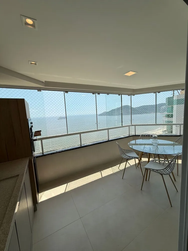Apartamento, 3 quartos, 209 m² - Foto 1