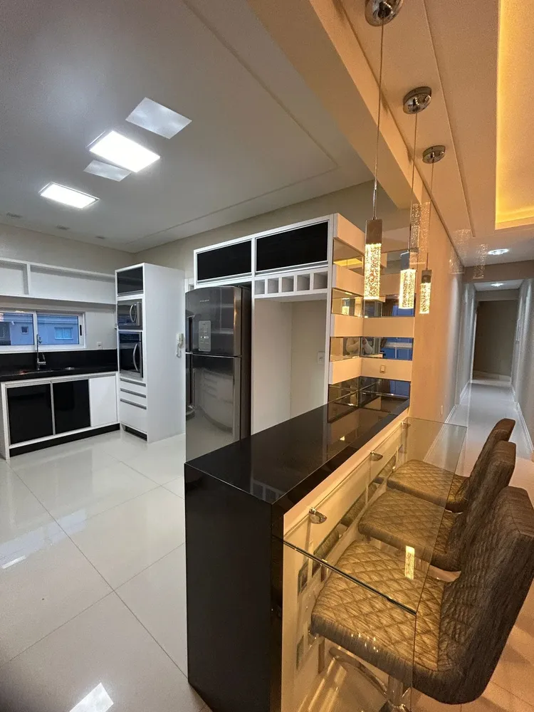 Apartamento, 4 quartos, 222 m² - Foto 8