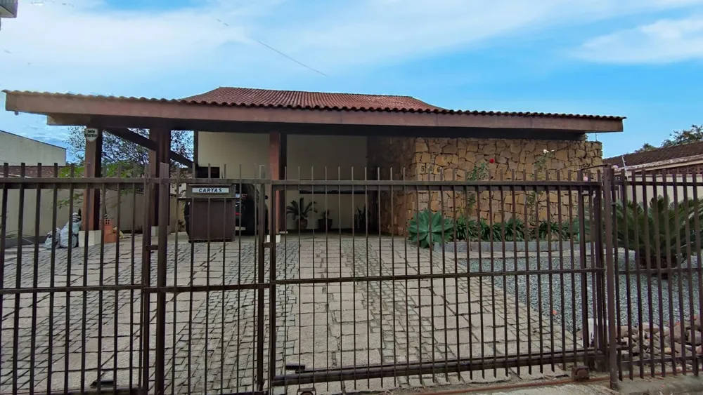 Prédio Inteiro - Foto 1
