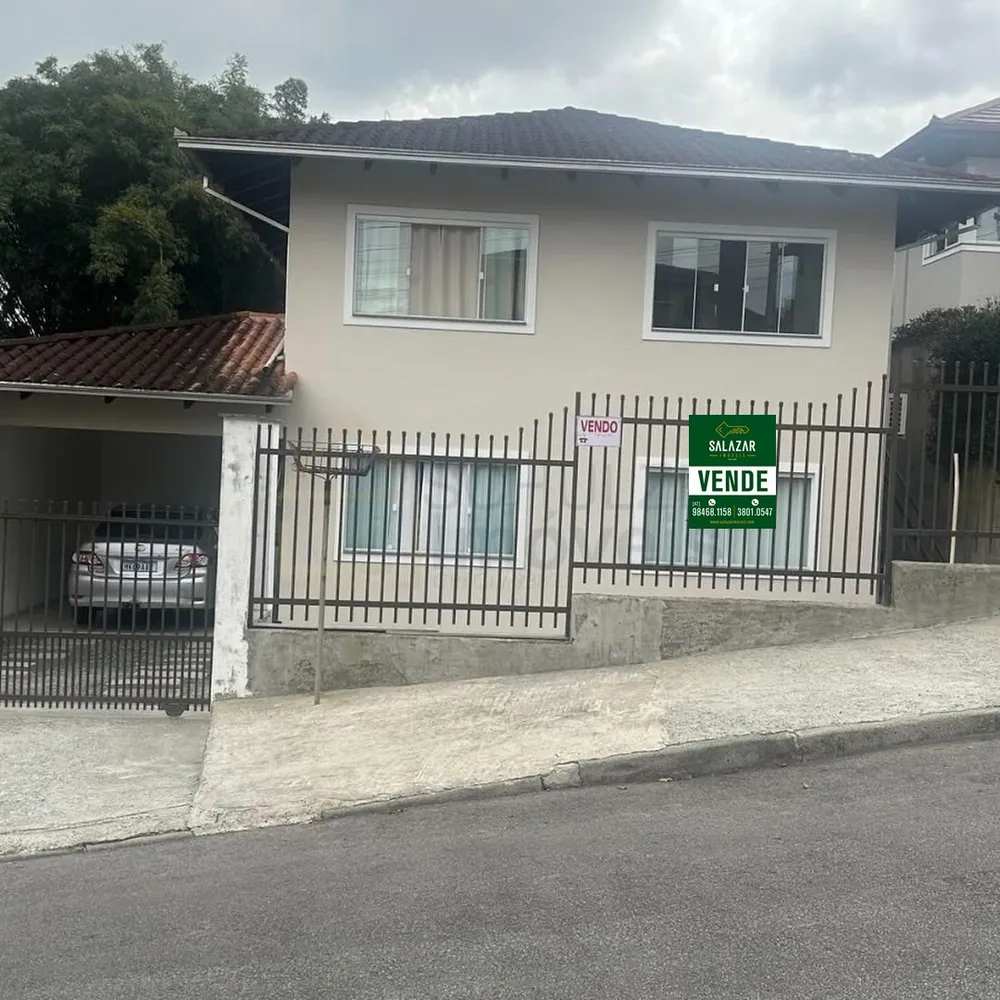 Casa, 3 quartos, 220 m² - Foto 1