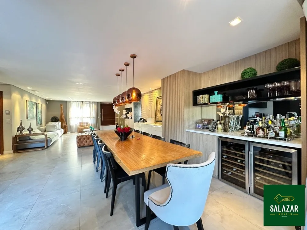 Casa, 3 quartos, 217 m² - Foto 6