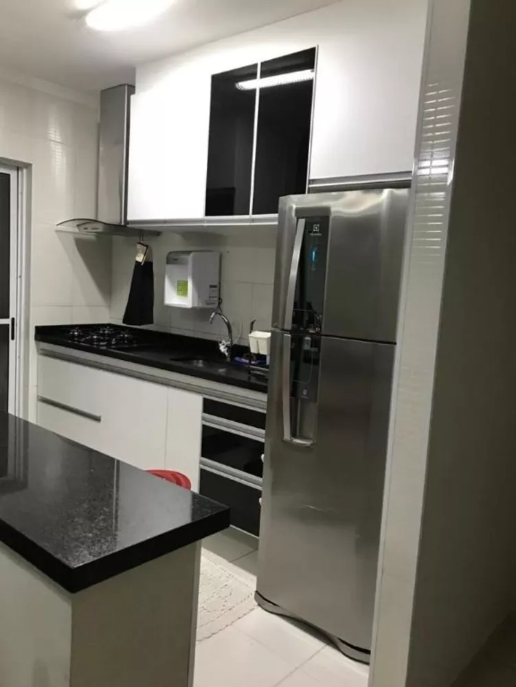 Apartamento para alugar com 2 quartos, 61m² - Foto 2