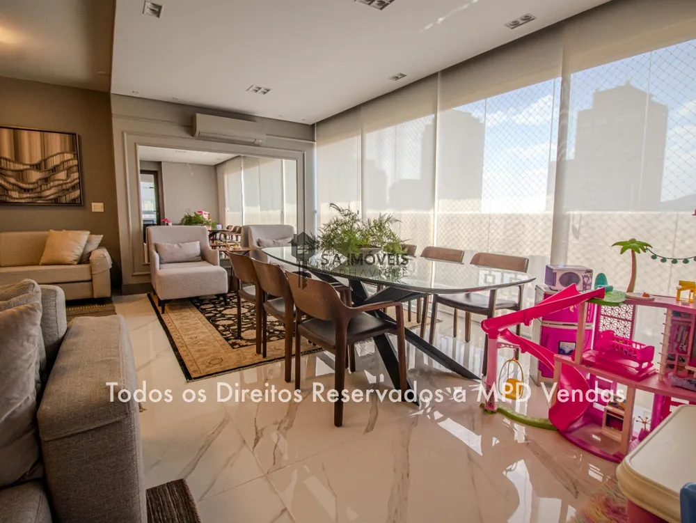 Apartamento, 3 quartos, 228 m² - Foto 2