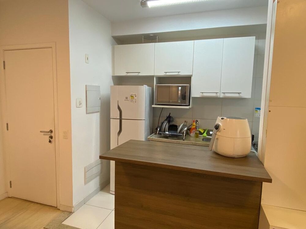 Apartamento à venda com 1 quarto, 50m² - Foto 2