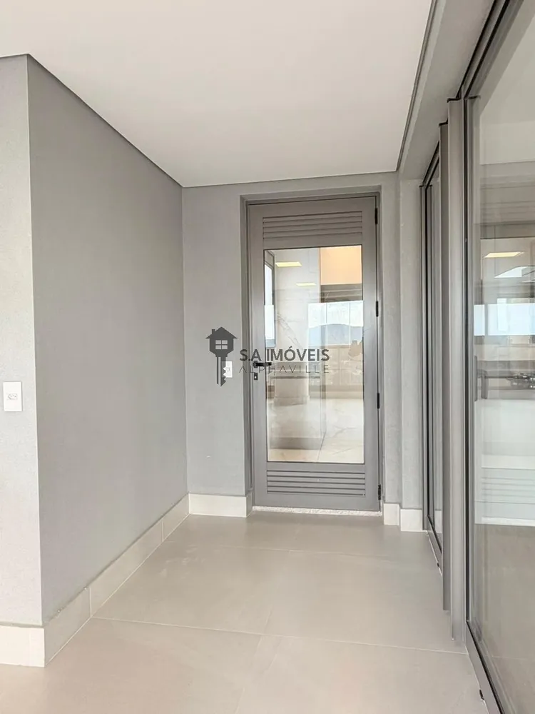 Apartamento, 3 quartos, 244 m² - Foto 3