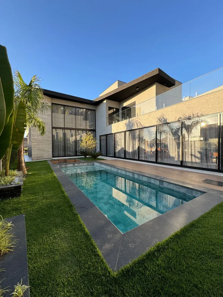 Sobrado, 4 quartos, 630 m² - Foto 1
