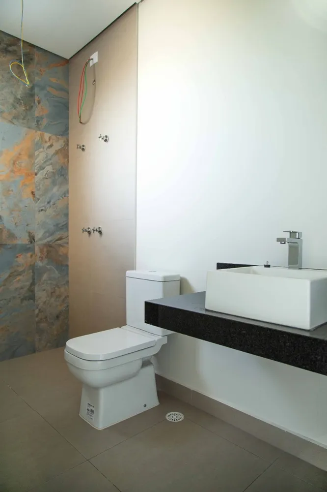 Casa de Condomínio, 4 quartos - Foto 1