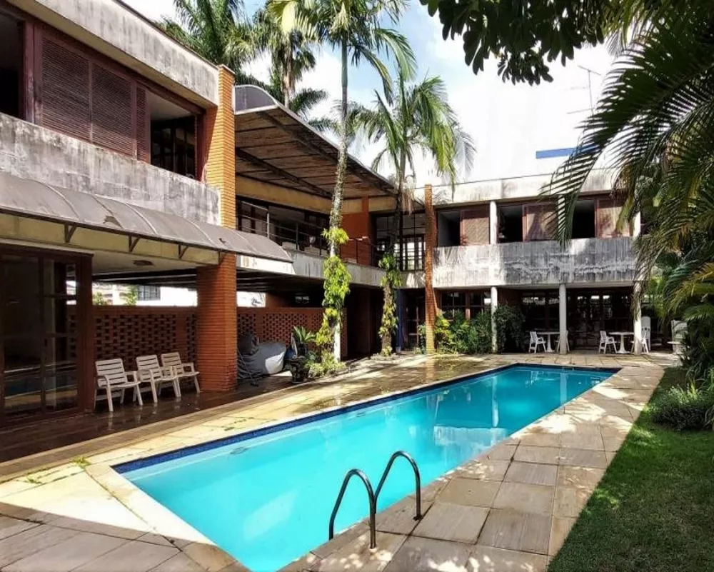 Casa de Condomínio à venda com 5 quartos, 800m² - Foto 1