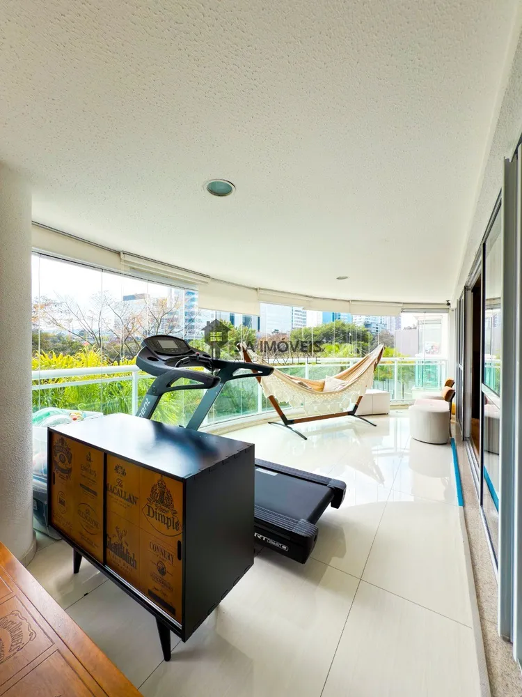 Apartamento, 4 quartos, 261 m² - Foto 1