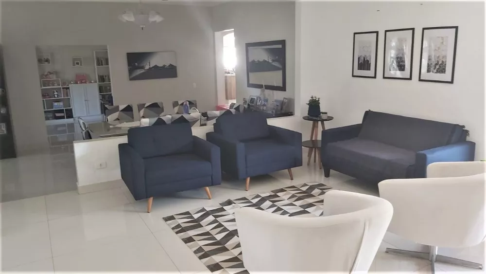 Casa de Condomínio à venda com 4 quartos, 460m² - Foto 2