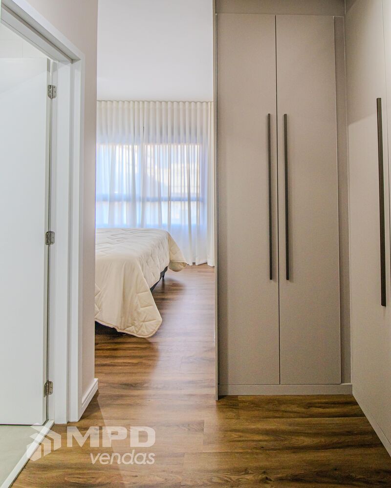 Apartamento à venda com 2 quartos, 123m² - Foto 4