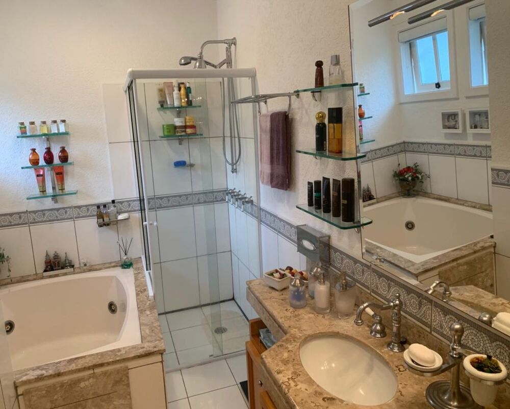Casa de Condomínio à venda com 4 quartos, 520m² - Foto 2