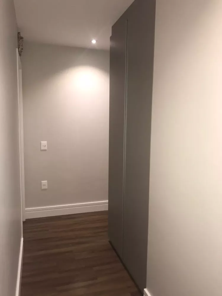 Apartamento à venda com 3 quartos, 200m² - Foto 19