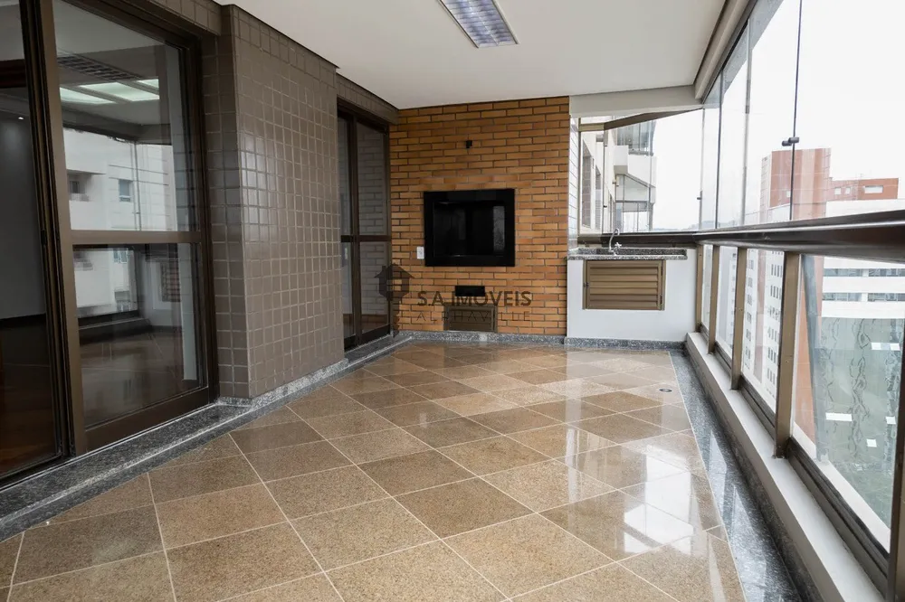 Apartamento, 3 quartos, 288 m² - Foto 2