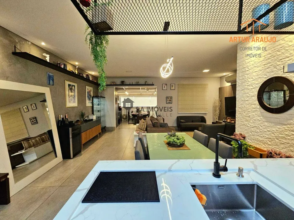 Apartamento, 3 quartos, 152 m² - Foto 1